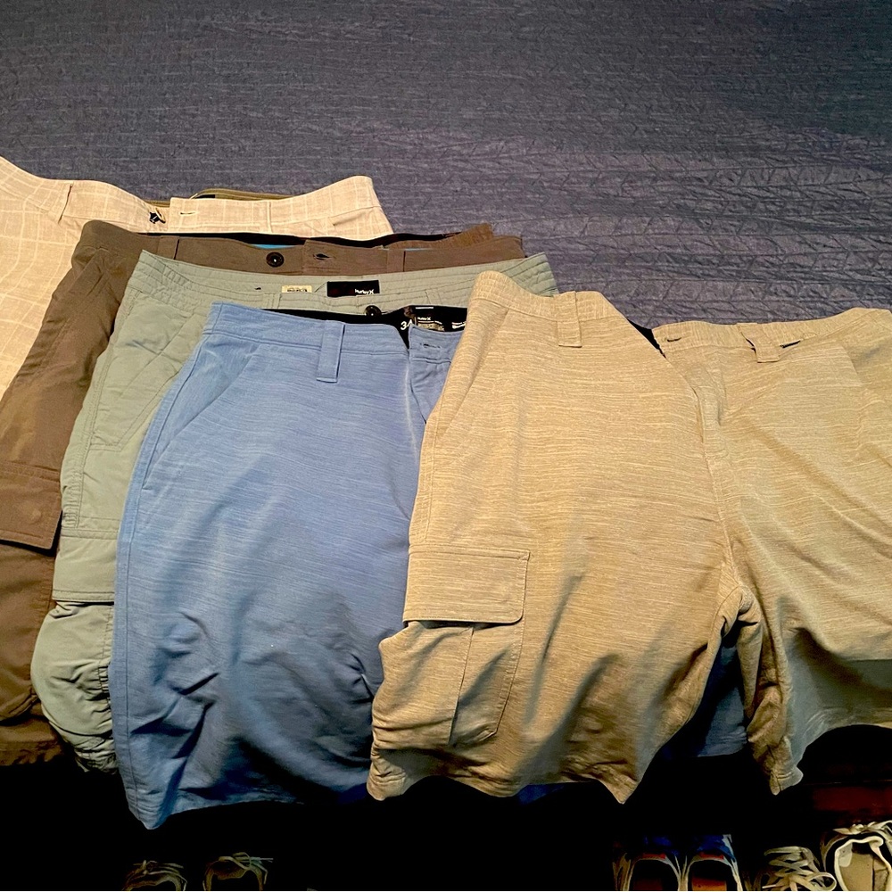 Men’s buckle Hurley shorts size 34